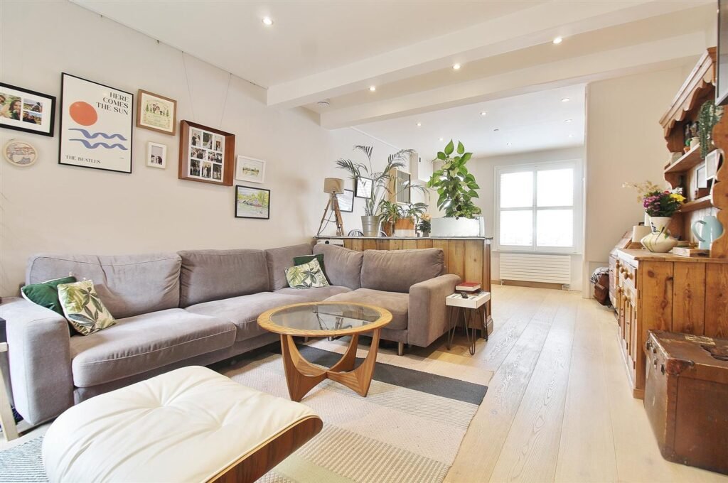 Talbot Road, Isleworth, TW7 - Image 2