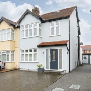 Chestnut Grove, Isleworth, TW7