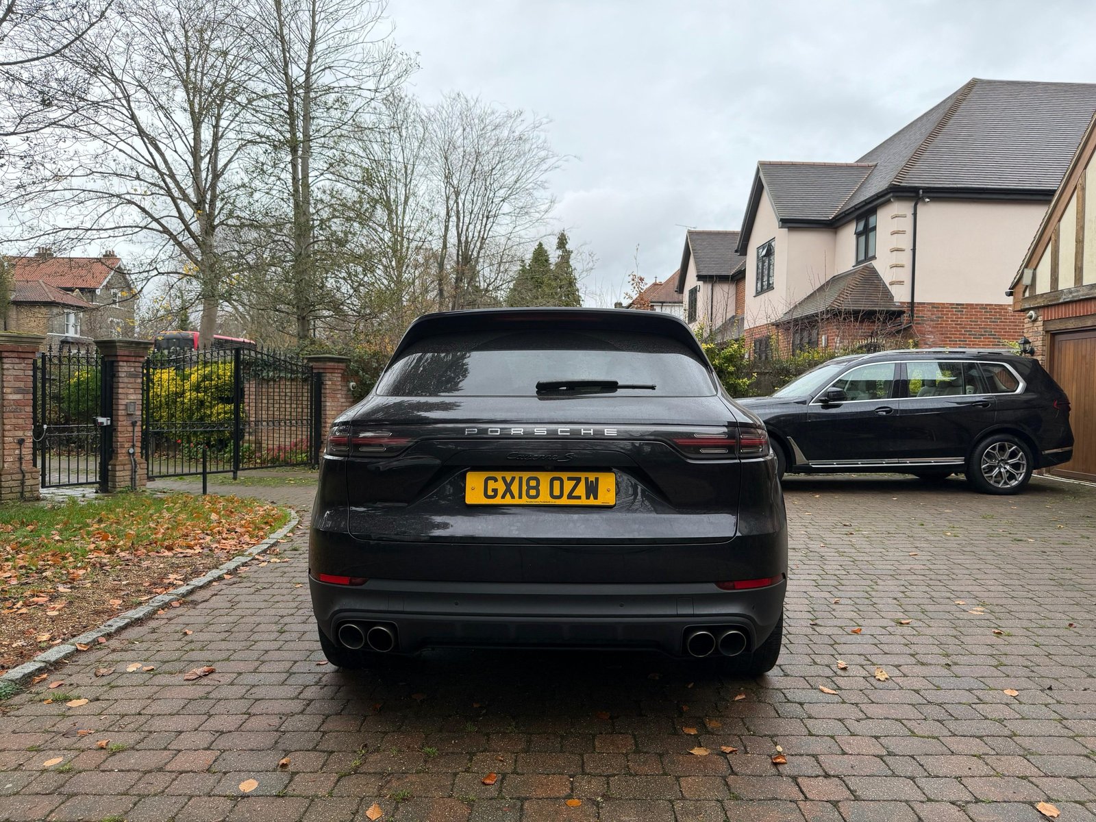 Porsche Cayenne - Image 7