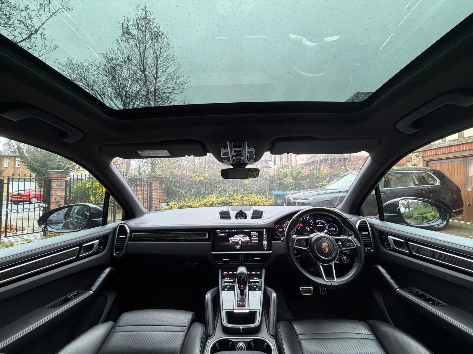 Porsche Cayenne - Image 10