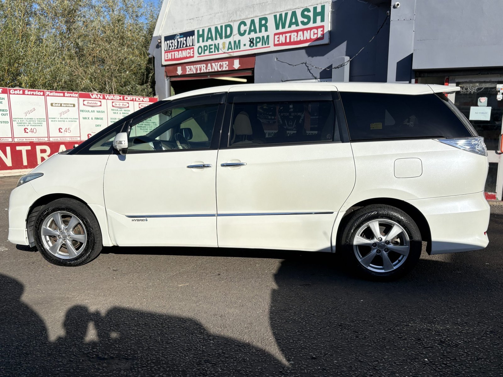 Toyota Estima - Image 5