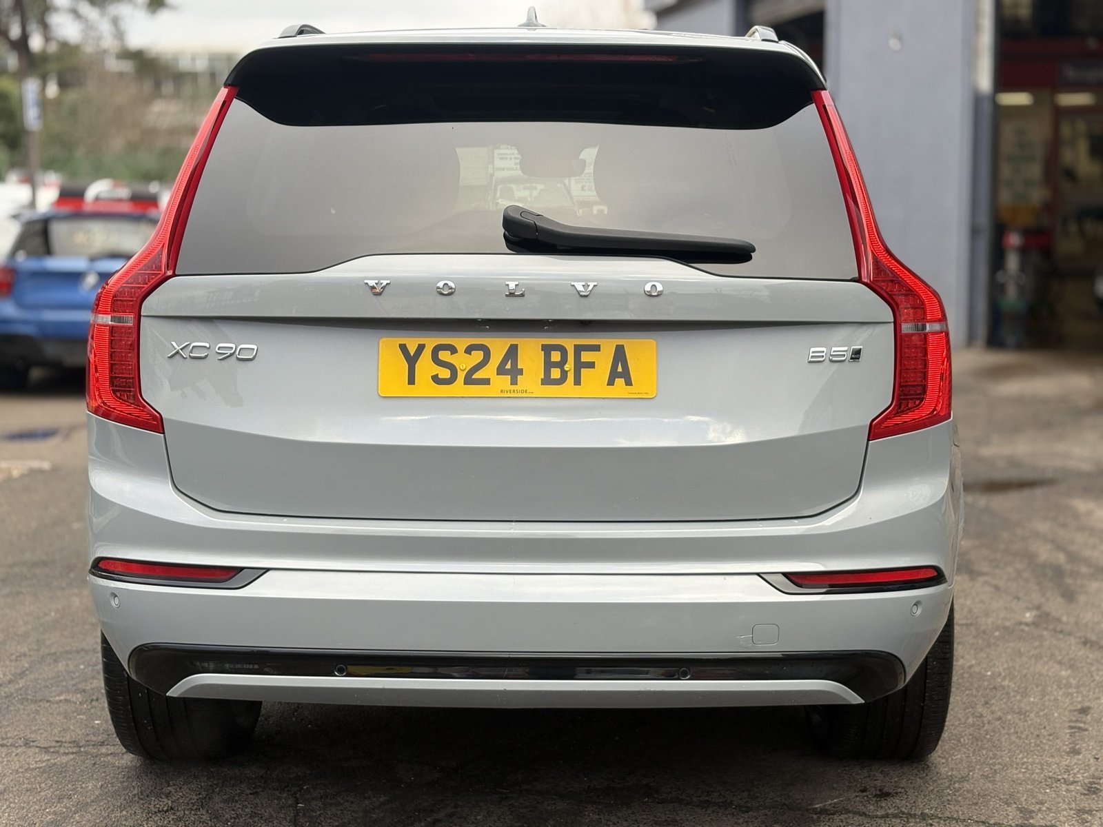 Volvo XC90 - Image 6