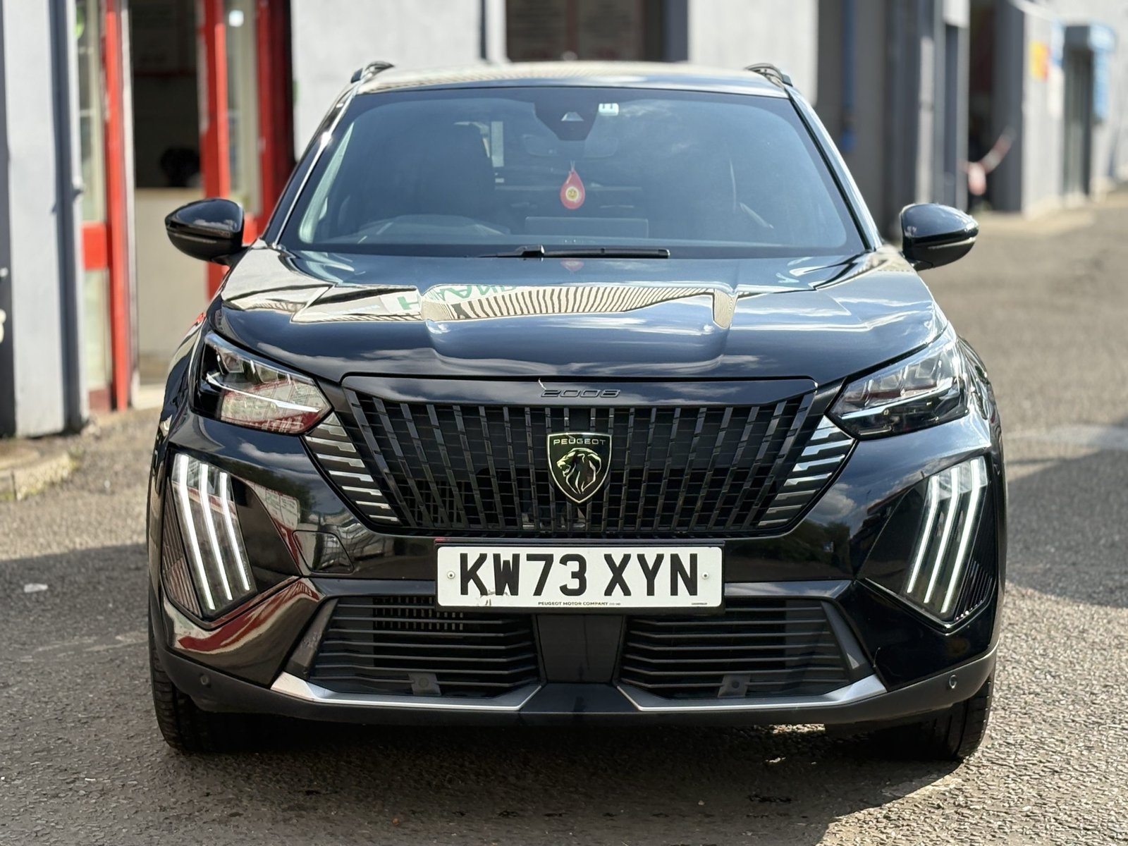 Peugeot 2008 - Image 2